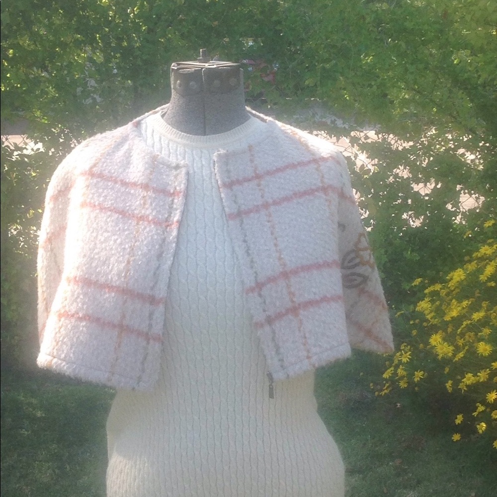 Alpaca cape - Picture 3 of 4